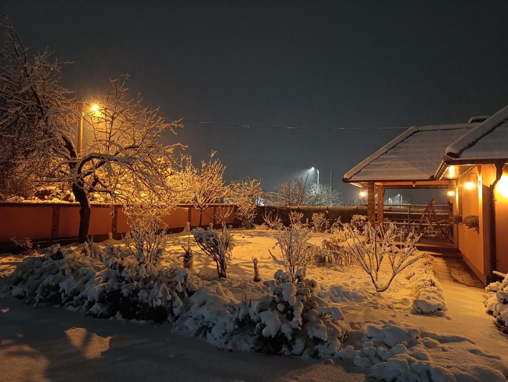 Apartman A&E Zivinice Екстериор снимка